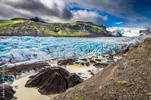 Stunning Vatnajokull glacier and mountains in Iceland photo