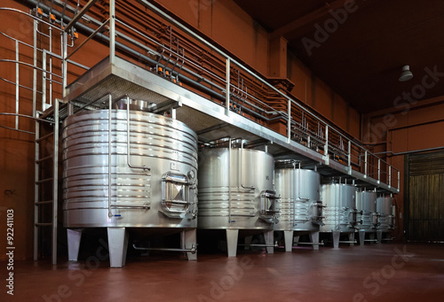 Metal tanks for wine fermentation process