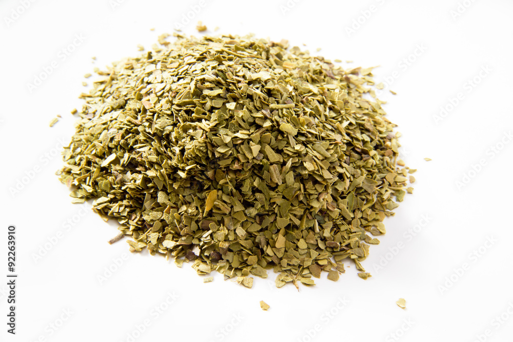 Grüner Mate Tee, weisser Untergrund Grüner Mate Tee, weisser Untergrund