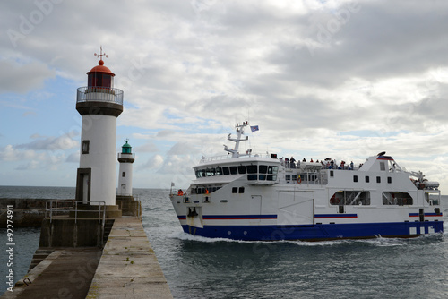 Entrée du ferry dans le port de Palais à Belle-Île-en-Mer
