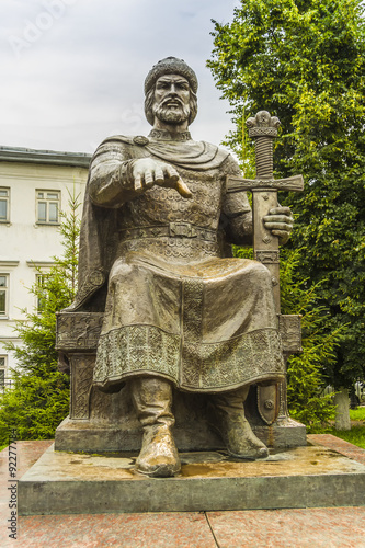 Памятник Юрию Долгорукому, основателю города, Кострома, Россия