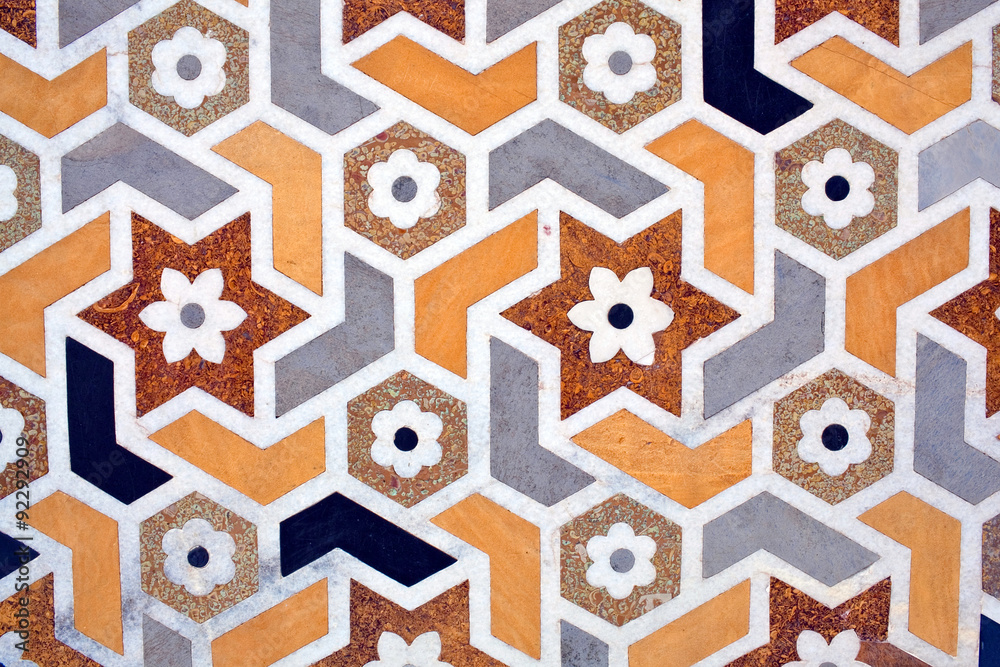 Ταπετσαρία Details of marble surface with stone inlay at Baby Taj in Agra, India