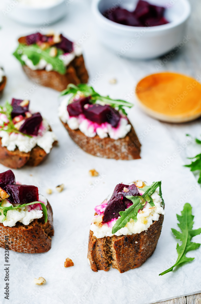 beet goat cheese arugula walnut honey crostini beet goat cheese arugula walnut honey crostini