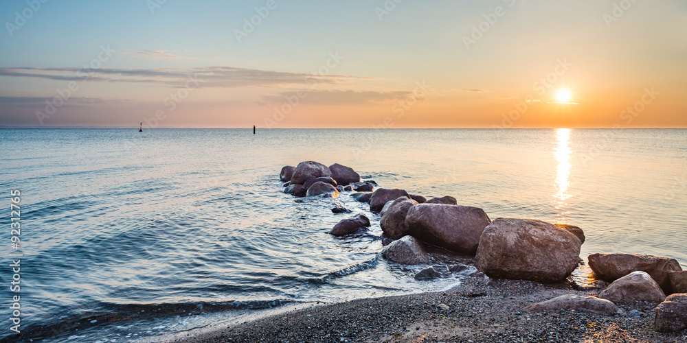 Fototapeta premium Wschód słońca Timmendorfer plaża, Morze Bałtyckie