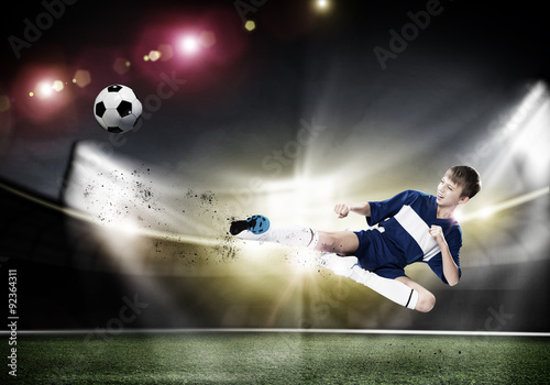 Fototapeta Naklejka Na Ścianę i Meble -  Young soccer player