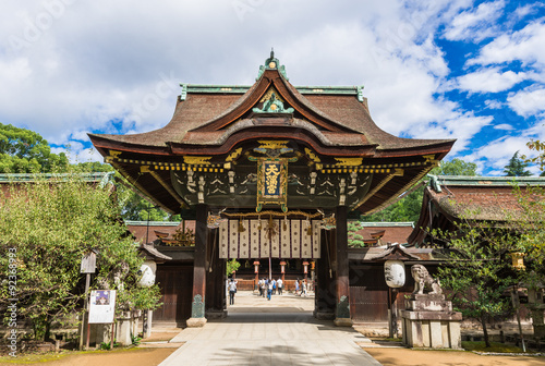 京都　北野天満宮　三光門 © oben901