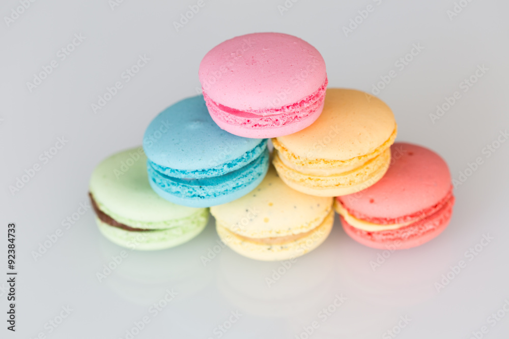 Fototapeta premium Traditional French homemade macaroons 