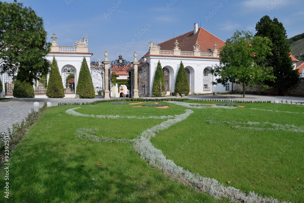 Gate and garden - Mikulov castle