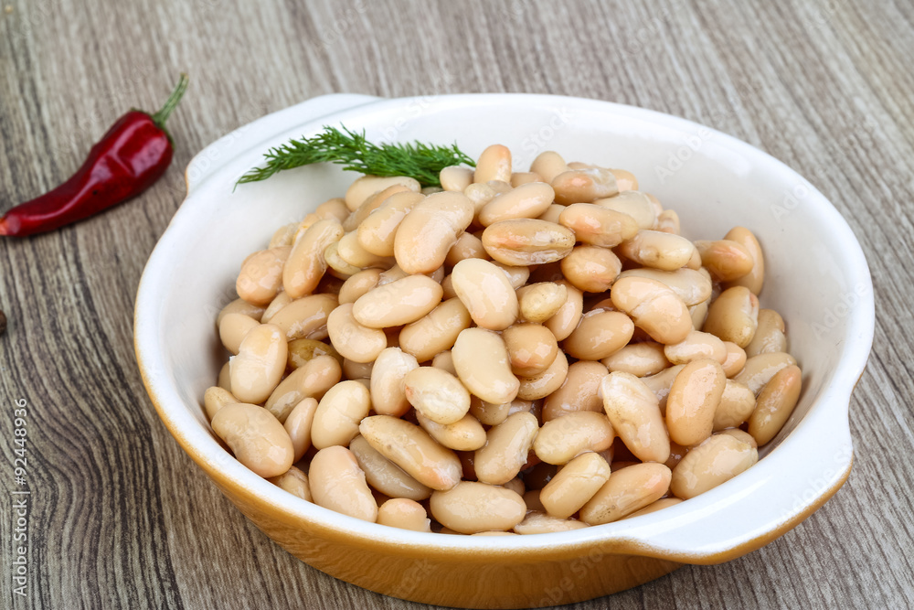 Canned white beans Canned white beans