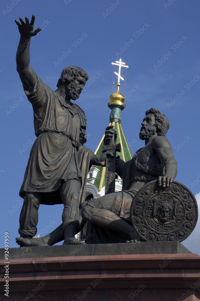 Obraz premium Площадь Народного Единства в Нижнем Новгороде. Памятник Минину и Пожарскому.