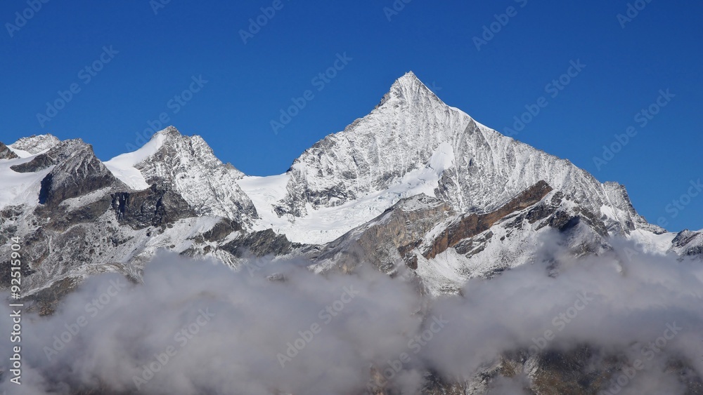 Obraz premium Majestc Weisshorn on a autumn day