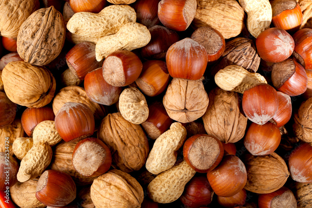 Nüsse Stock-Foto | Adobe Stock