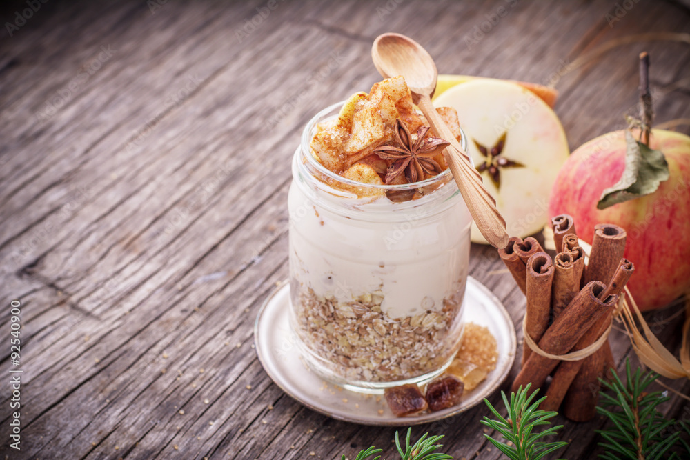 Overnight oatmeal with cranberry, banana and almond nuts Overnight oatmeal with cranberry, banana and almond nuts