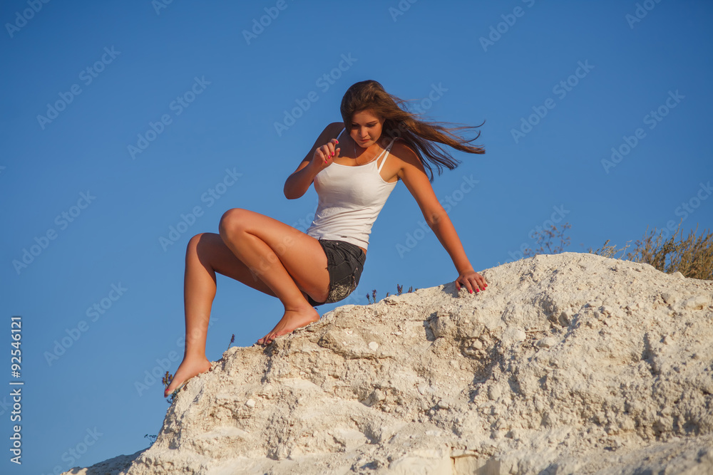 a woman of European appearance twenty years sitting on the mou a woman of European appearance twenty years sitting on the mou