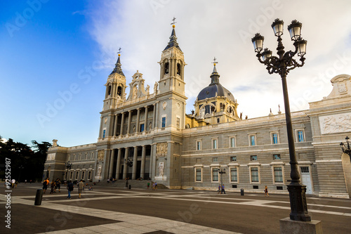 Almudena cathedral in Madrid © Sergii Figurnyi