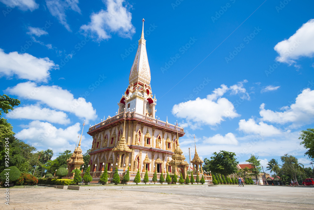 PHUKET, THAILAND-AUGUST 29, 2015 Phra Maha Chedi at Wat Chalong