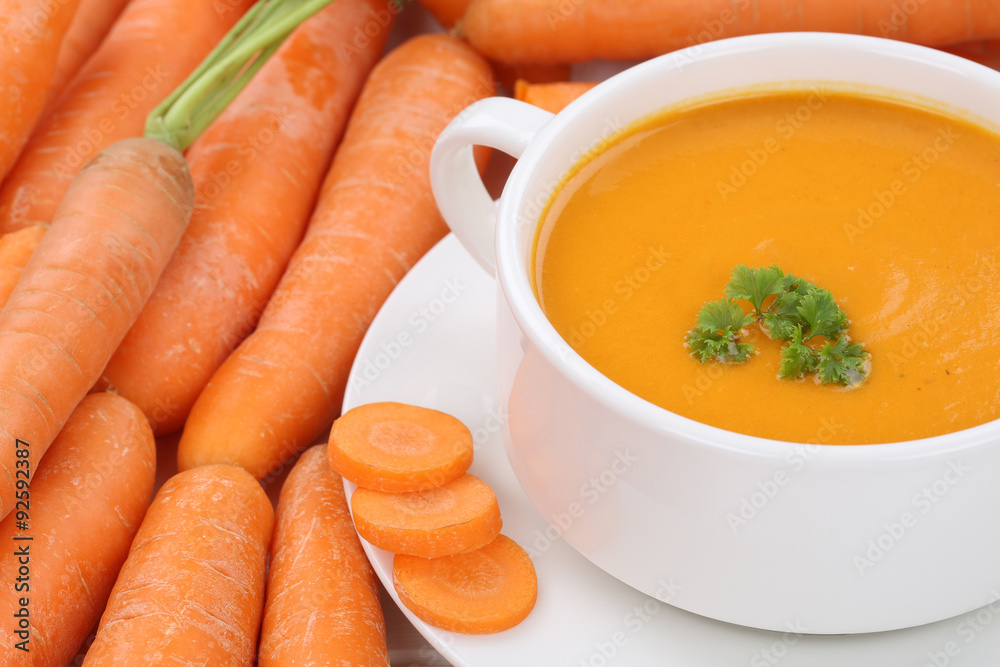 Karottensuppe Möhrensuppe Karotten Möhren Suppe in Suppentasse foto de ...