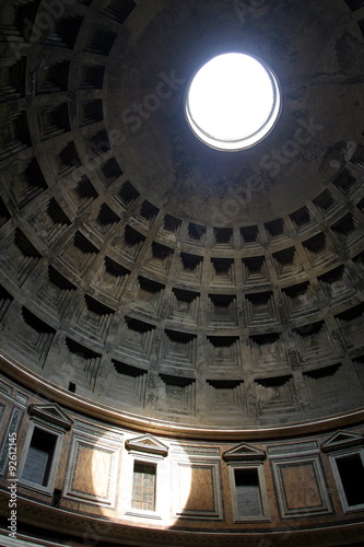 Italia lazio Roma la cupola del Pantheon 