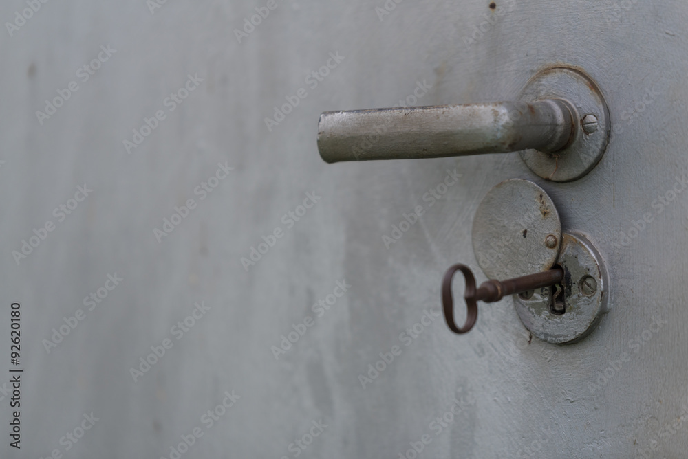 Schloss und Schlüssel Stock-Foto | Adobe Stock