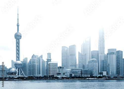Blick auf die Hochhäuser des Finanzzentrums von Shanghai (Pudong) photo