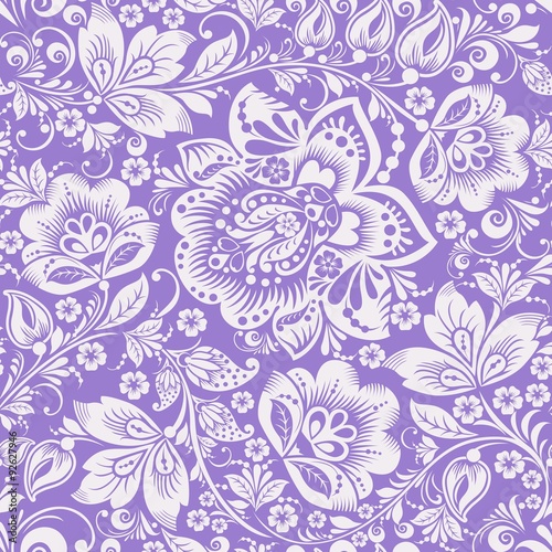 Purple Ornamental Flowers Seamless Pattern © Eduardo Santarosa