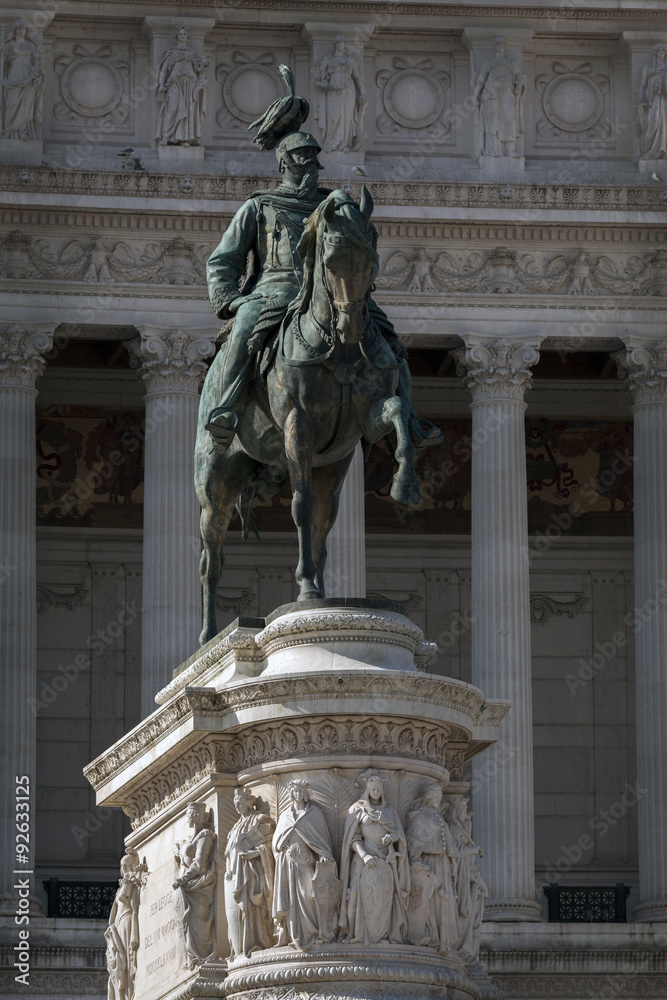 Obraz premium Statue of Victor Emmanuel II