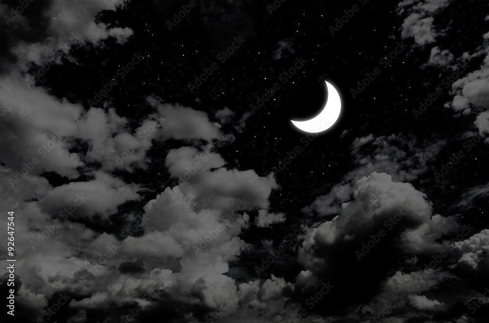 Naklejka premium Nice moon and star in night sky with clouds