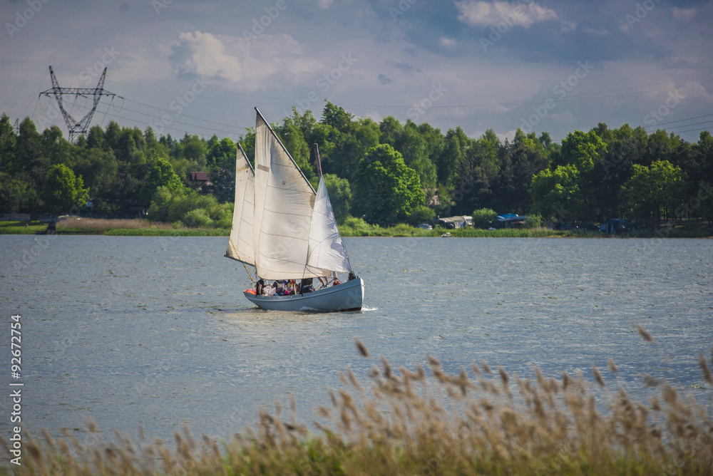 Lake sailing