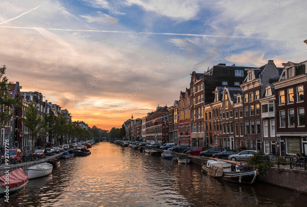 Fototapeta premium Amsterdam orange sunset
