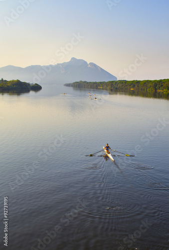 canoe nel lago