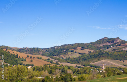 Piccolo villaggio medievale nella Valmarecchia, Emilia-Romagna, Italia.