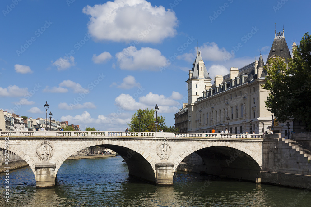 Bridge Saint-Michel, Paris, Ile-de-france, France