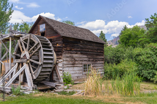 Canvas Print Old watermill