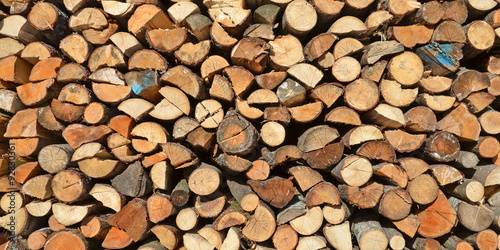 Brennholz  Holz  Heizmaterial