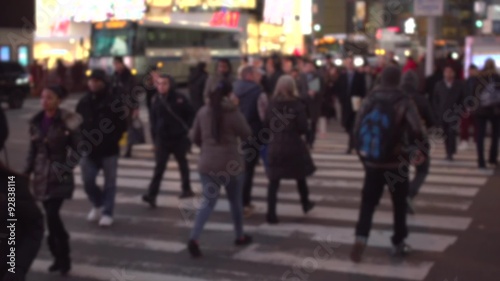 Wallpaper Mural Slo-mo of NYC nighttime crowds Torontodigital.ca