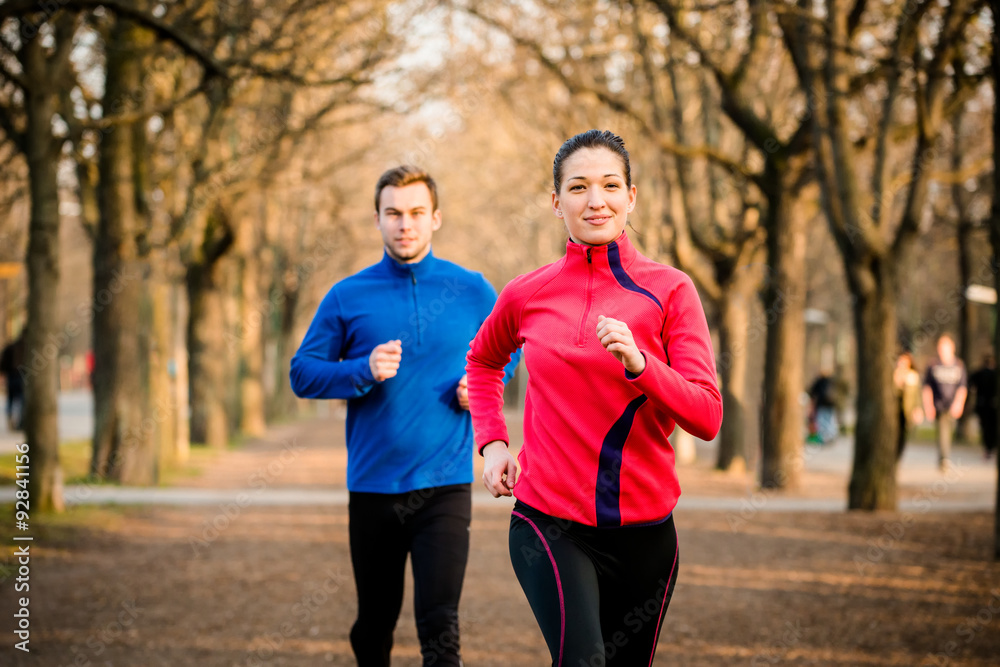 Obraz premium Couple jogging together