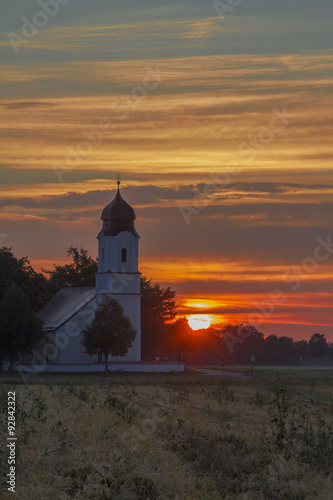 Leonhardikirche bei Sonnenuntergang