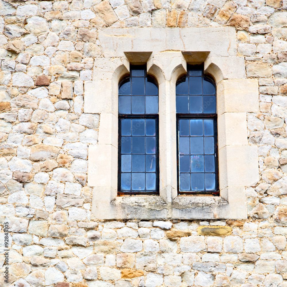 old windon in england london brick and glass the wall