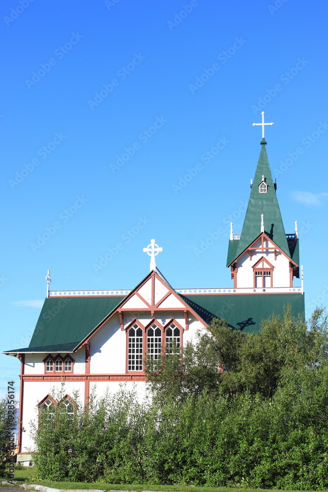Der berühmte kleine Holzkirche in der Stadt Husavik im Norden von Island