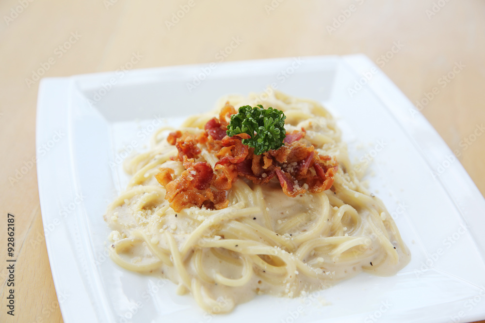 Spaghetti Carbonara with bacon and cheese Spaghetti Carbonara with bacon and cheese