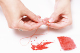 Stringing beads on a needle Нанизывание бисера на иголку