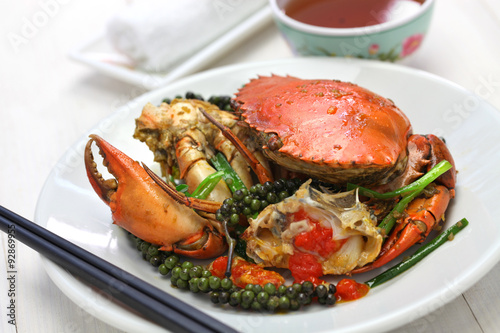 stir-fried crab with green kampot pepper, cambodian cuisine photo