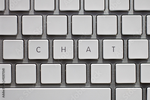Tastatur mit Text "Chat"