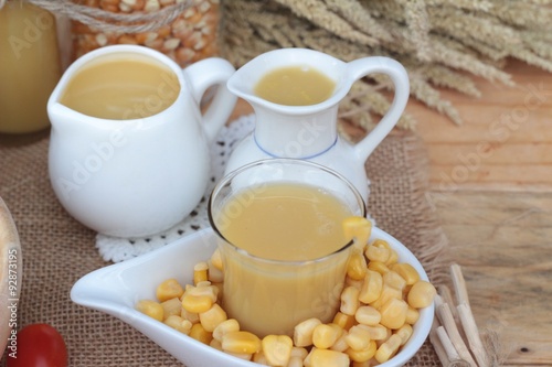 Corn milk and fresh sweet corn