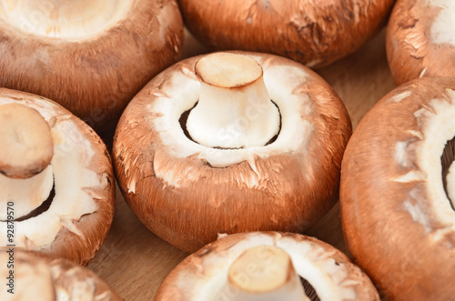 Fresh, raw and whole champignon (True mushroom)