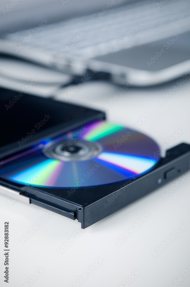 External optical disc writer. Compact device connected via USB External optical disc writer. Compact device connected via USB