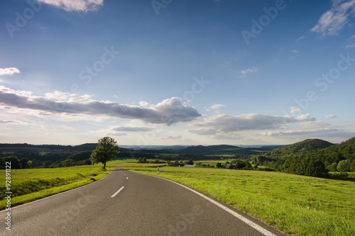 Der Hochrhönring, Weg durch das Land der offenen Fernen