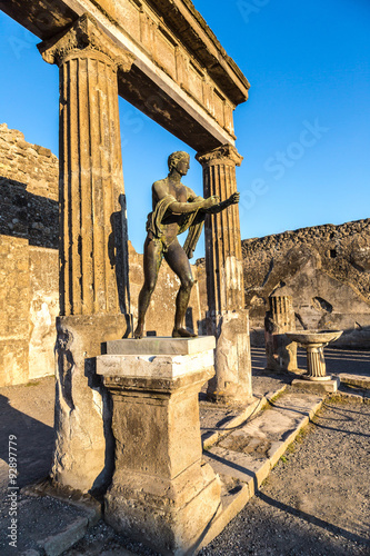 Pompeii city photo