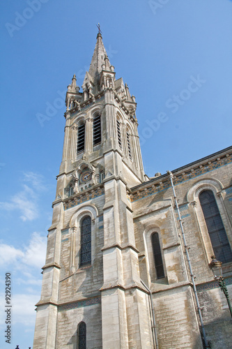 Eglise saint Etienne, Briare, Loiret, Pays de Loire, France  © guitou60