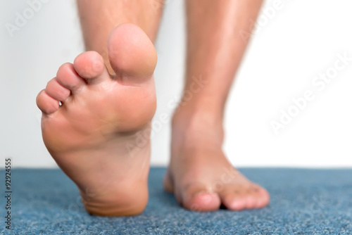 Healthy toes © koszivu